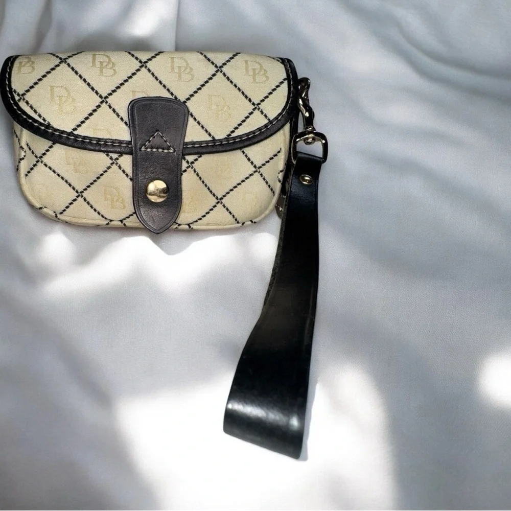 Dooney & Bourke dooney bourke